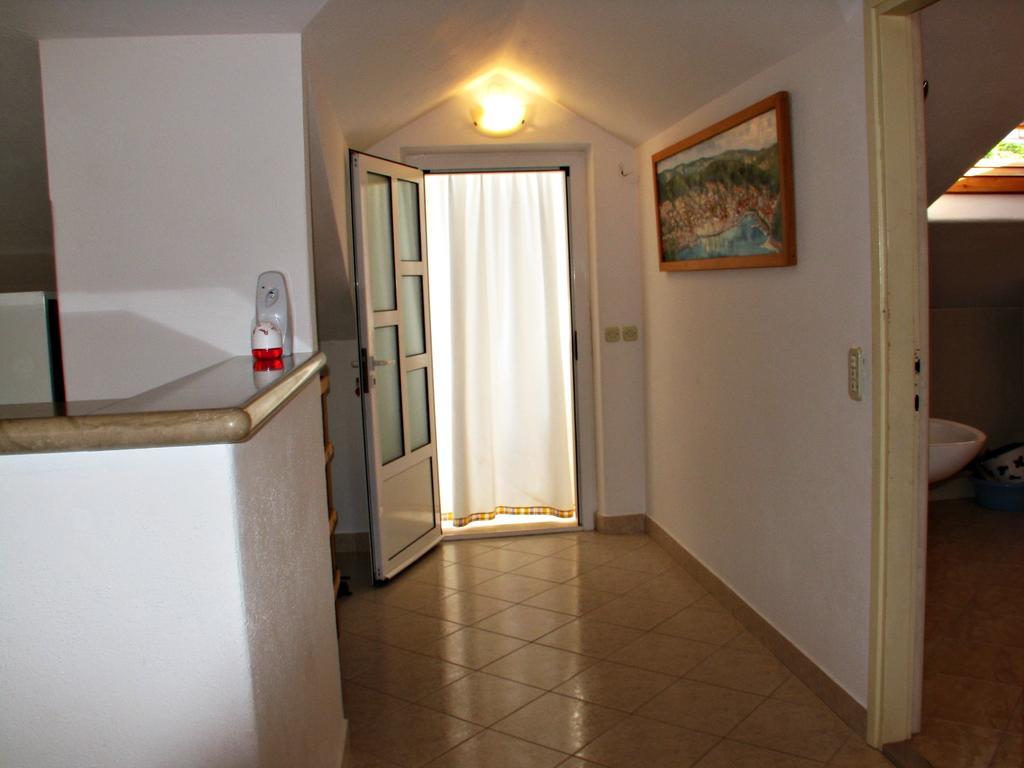 Apartment Martinic Pucisca Cameră foto