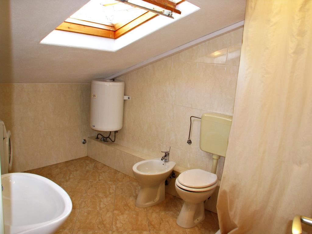 Apartment Martinic Pucisca Cameră foto